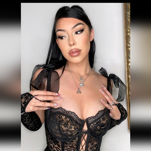 Corset Lace Top - Picture 6 of 7